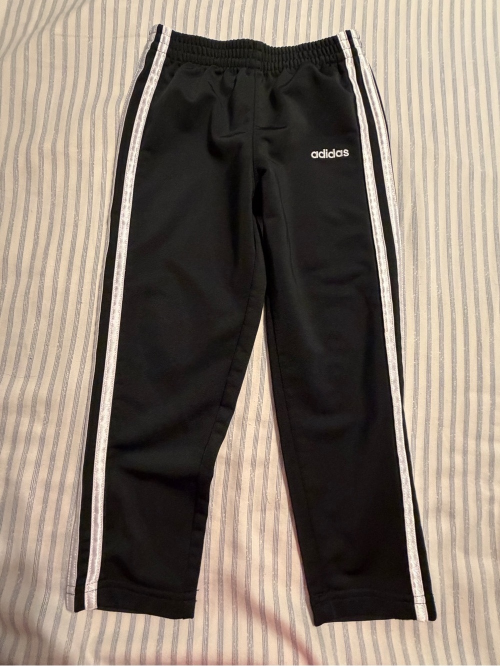 2 for$6✨Adidas Boy’s Black 3-Stripe Tricot Jogger, Size 4T